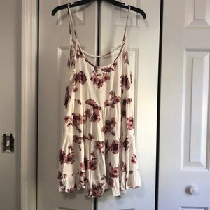 Brandy Melville Dresses - Cute and casual floral dress! Brandy Melville Dresses - Cute and casual floral dress!